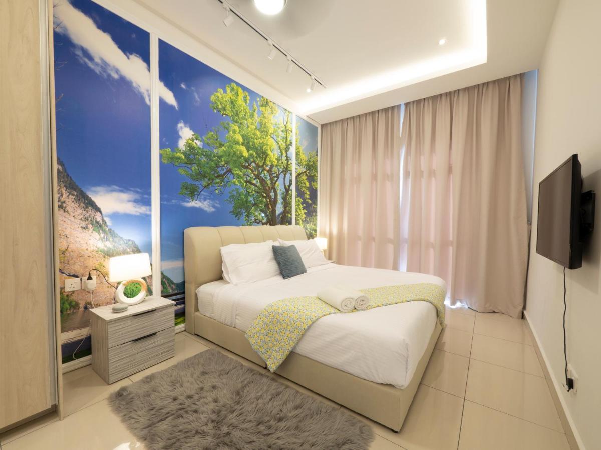 Seaview Condo Near Rf Mall, Food Court & Free Netflix Johor Bahru Exterior photo
